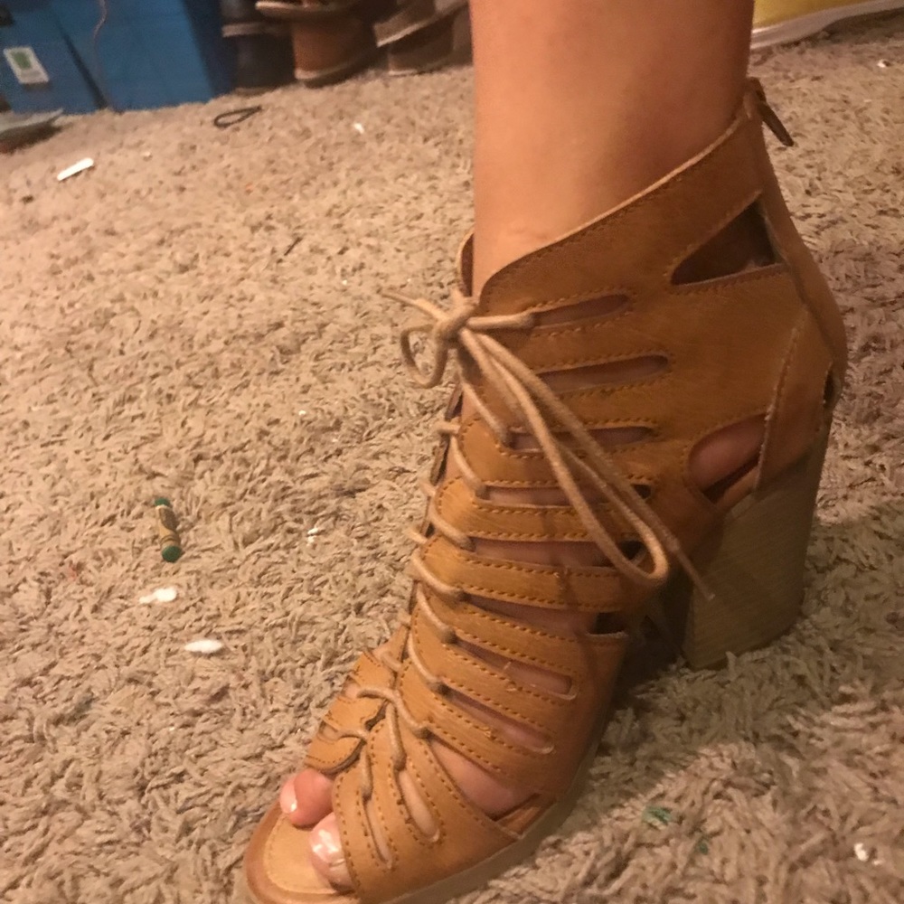 Super cute high heels